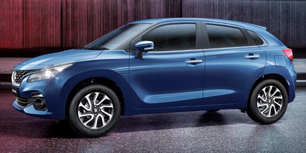 Sleek side profile of Maruti Suzuki Baleno hatchback | Check Baleno car features