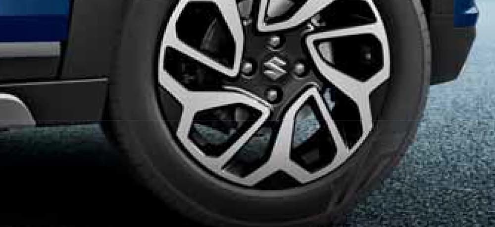 Geometric precision cut alloy wheels